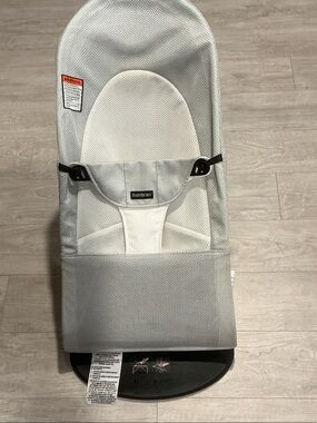 BabyBjörn baby bouncer Excellent condition. Free shipping